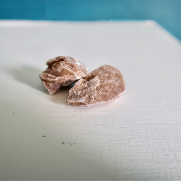 ๐ Sand Rose Mini Box ๐ธ 3/$14 - Picture 2 of 5